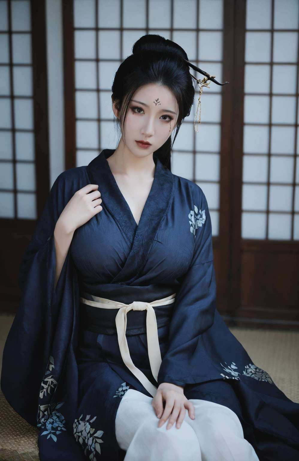 嘿想换换电脑桌面吗？来看看这个超火的“四妹壁纸”系列吧！不仅有黑神话悟空的酷炫形象